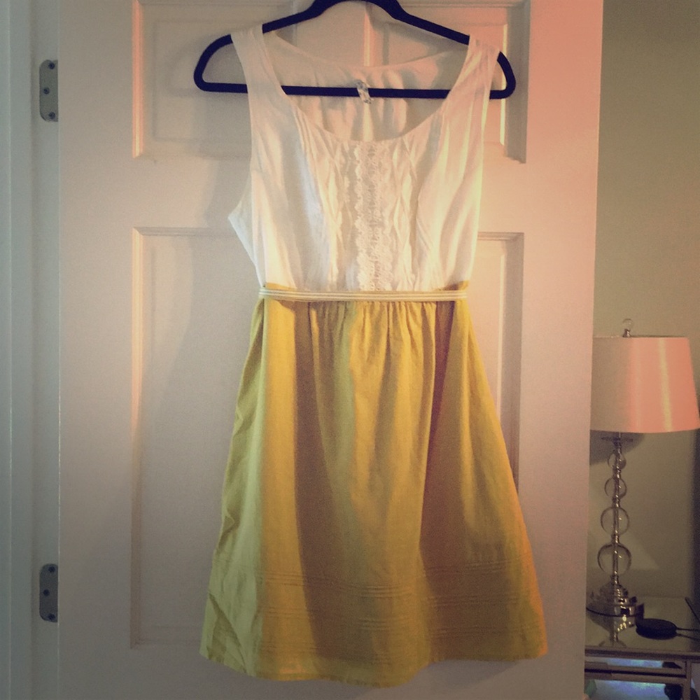 Anthropologie Maeve dress in cream & yellow